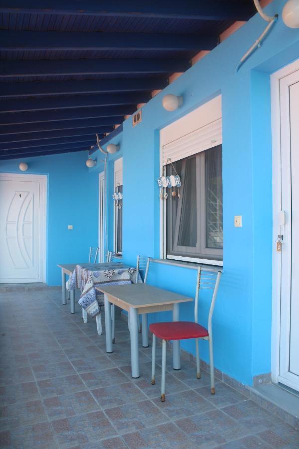 Rena'S Rooms Μελίντα Melinta 外观 照片
