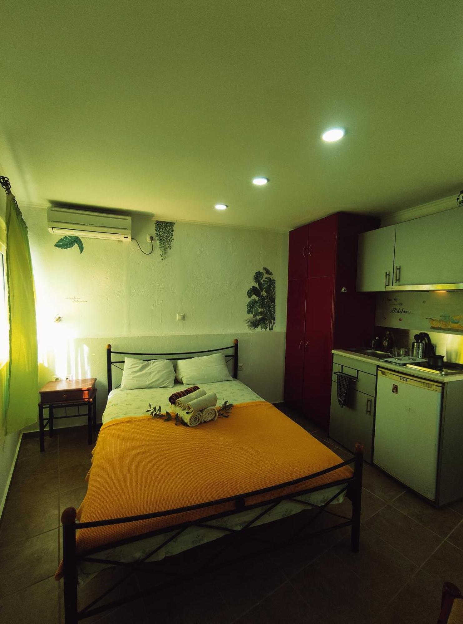 Rena'S Rooms Μελίντα Melinta 客房 照片
